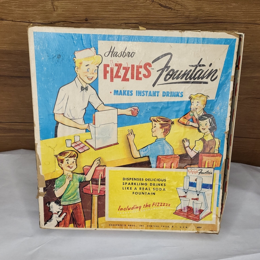 Vintage 1960's Hasbro Fizzie Fountain Toy Soda Fountain - Original Box